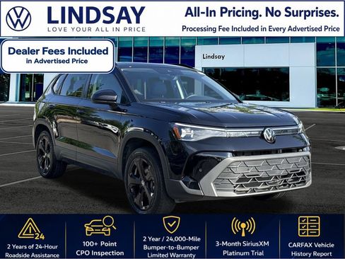 Certified 2025 Volkswagen Taos SE AWD/4WD image 1