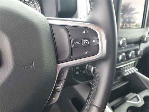 Used 2021 RAM 1500 Big Horn image 24