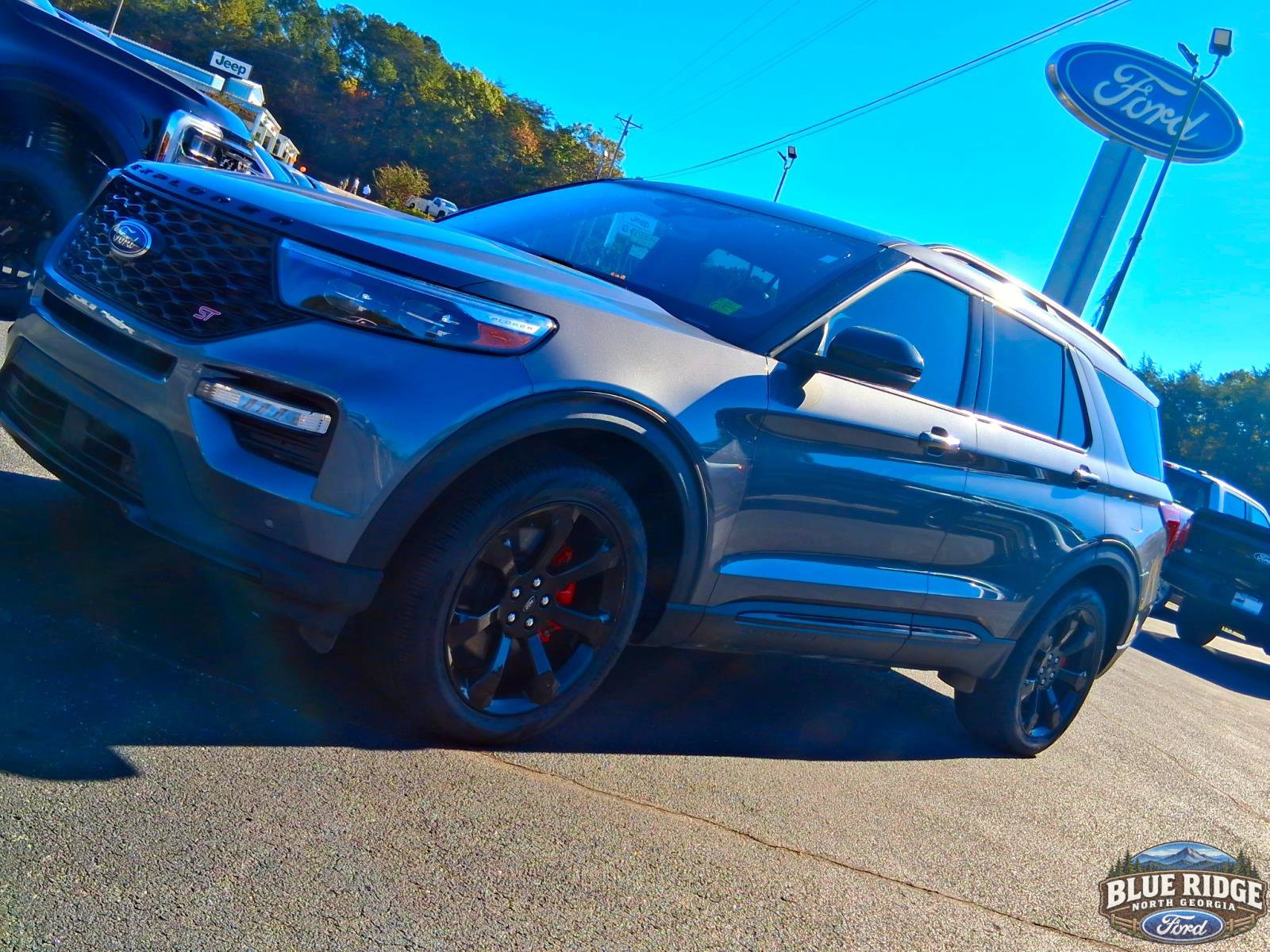 Used 2024 Ford Explorer ST w/ Equipment Group 401A AWD/4WD image 28