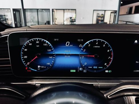 Used 2023 Mercedes-Benz GLS 450 4MATIC image 13
