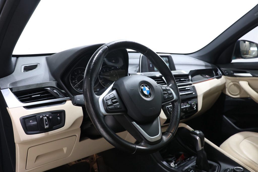 Used 2018 BMW X1 xDrive28i AWD/4WD image 14
