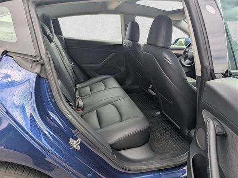 Used 2023 Tesla Model 3 Standard Range RWD image 22