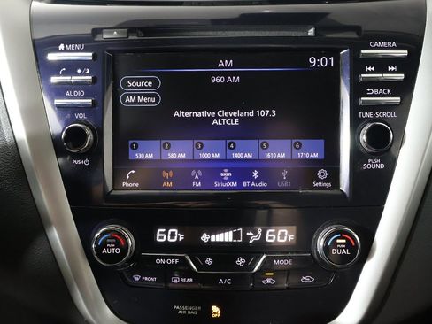 Used 2022 Nissan Murano SV image 39