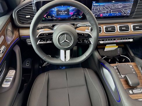 New 2025 Mercedes-Benz GLS 580 4MATIC image 20