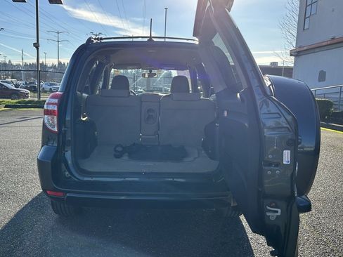 Used 2009 Toyota RAV4 Sport image 25
