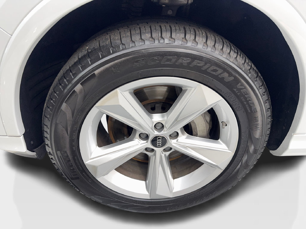 Used 2025 Audi Q7 2.0T Premium AWD/4WD image 95