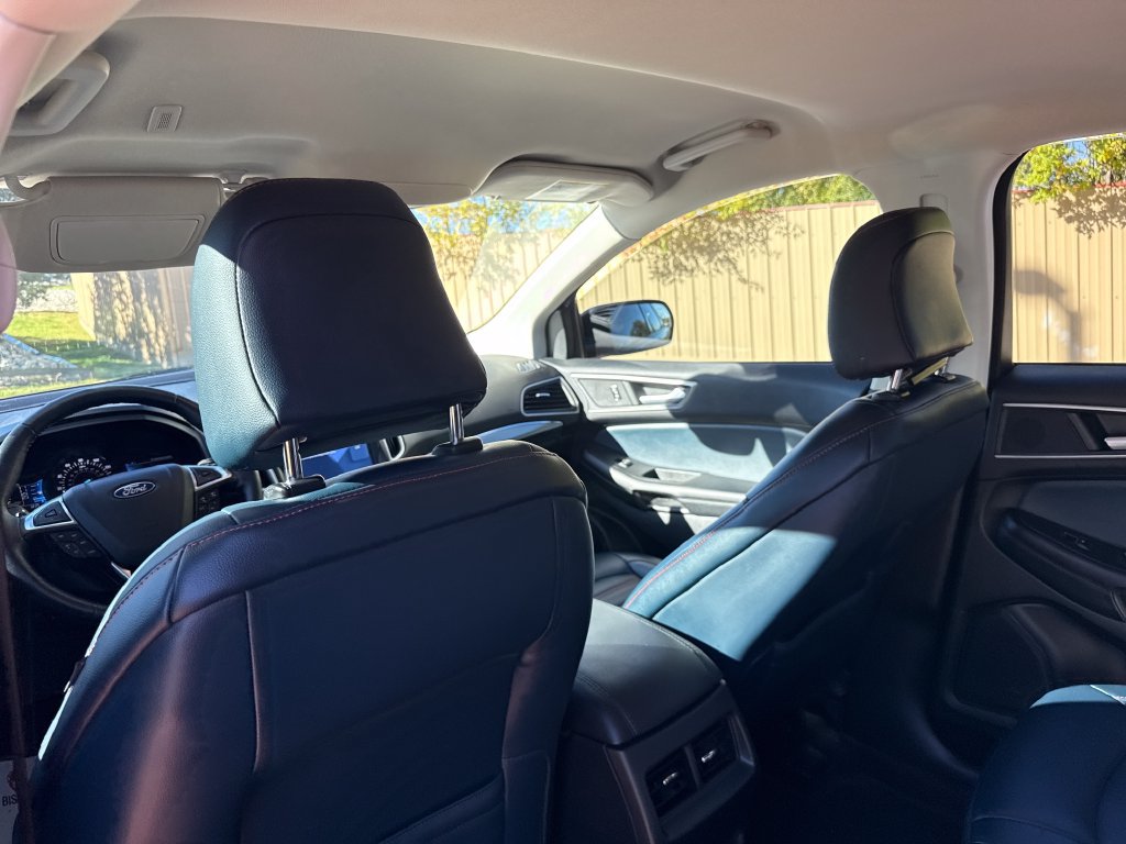 Used 2023 Ford Edge SEL w/ Sport Appearance Package AWD/4WD image 22