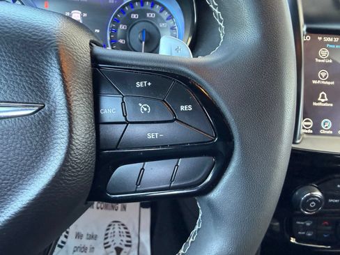Used 2023 Chrysler 300 S RWD image 17