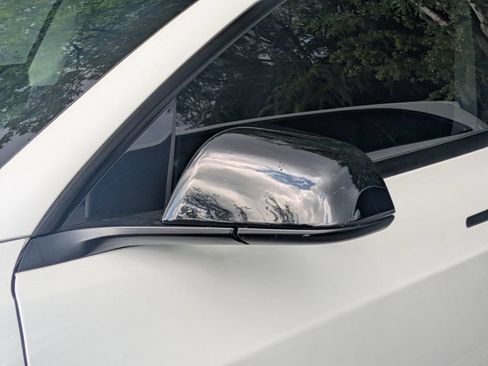 Used 2023 Tesla Model 3 Standard Range RWD image 16