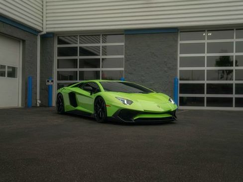 Used 2016 Lamborghini Aventador LP 750-4 Superveloce AWD/4WD image 27