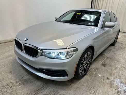 Used 2019 BMW 530i xDrive w/ Convenience Package image 10