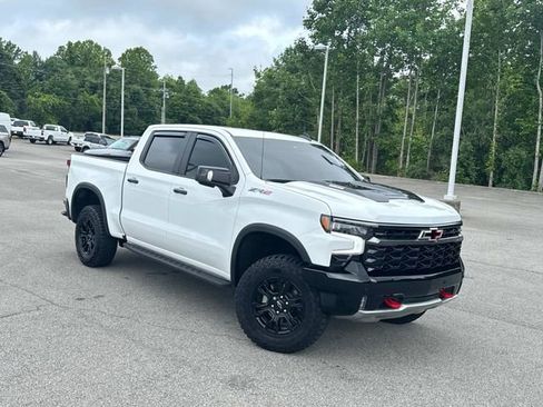 Certified 2025 Chevrolet Silverado 1500 ZR2 w/ Technology Package AWD/4WD image 2