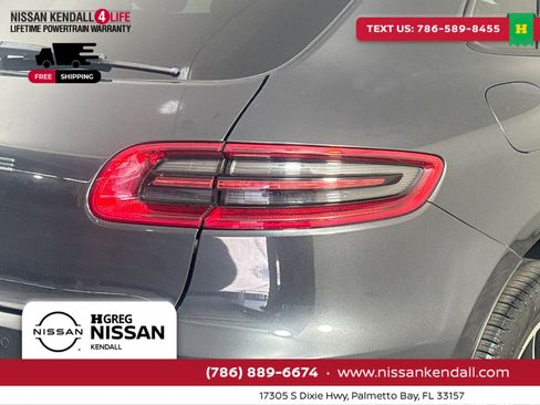 Used 2017 Porsche Macan S image 34