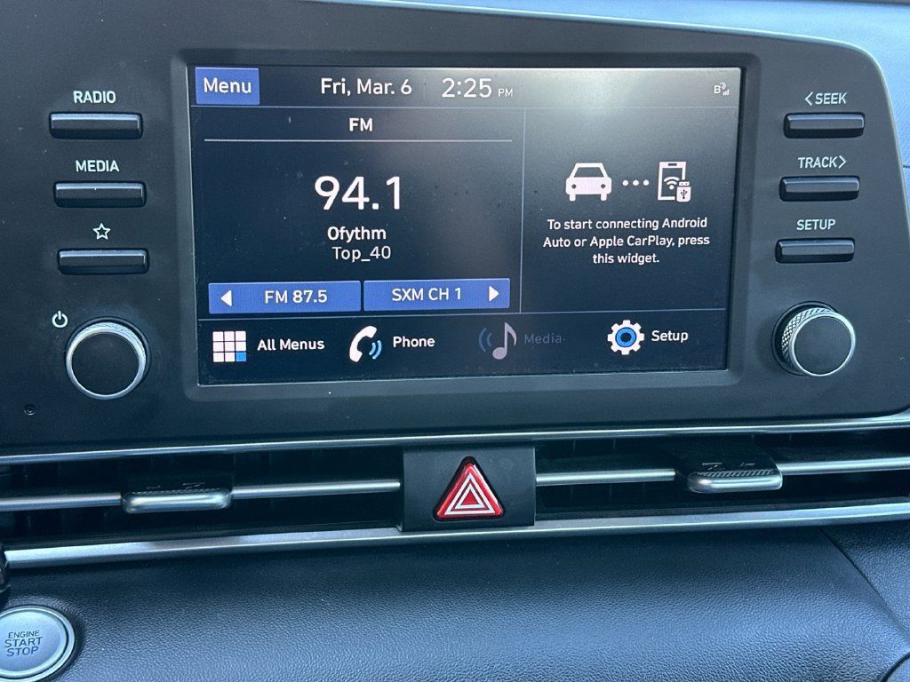 Used 2023 Hyundai Elantra SEL FWD image 16