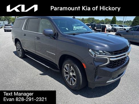 Used 2023 Chevrolet Suburban LS AWD/4WD image 3