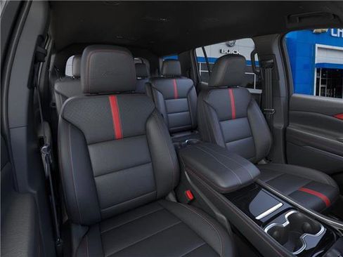 New 2026 Chevrolet Traverse RS image 16