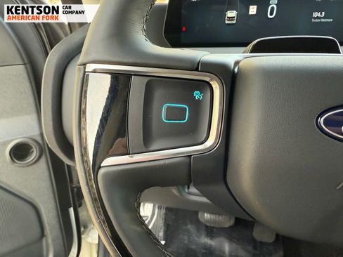 Used 2025 Ford Expedition Max Platinum w/ Driver's Package image 20