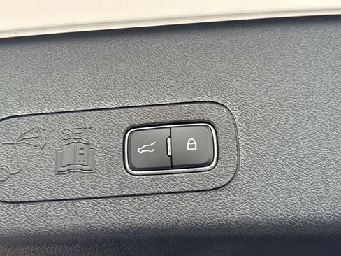 New 2026 Lincoln Aviator Black Label w/ Black Label Special Edition AWD/4WD image 13