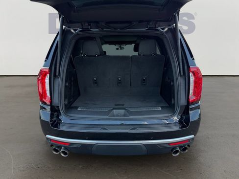 Used 2022 GMC Yukon Denali AWD/4WD image 14