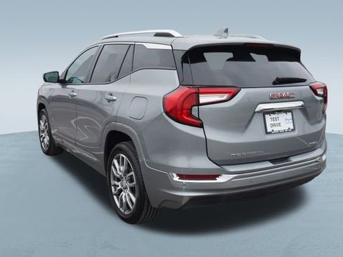 Used 2023 GMC Terrain Denali image 6
