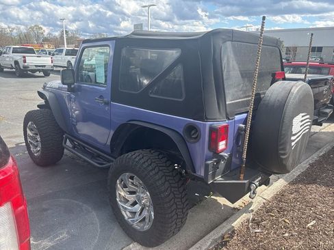 Used 2018 Jeep Wrangler Sport image 2