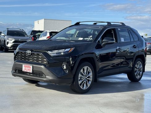 New 2025 Toyota RAV4 XLE Premium image 11