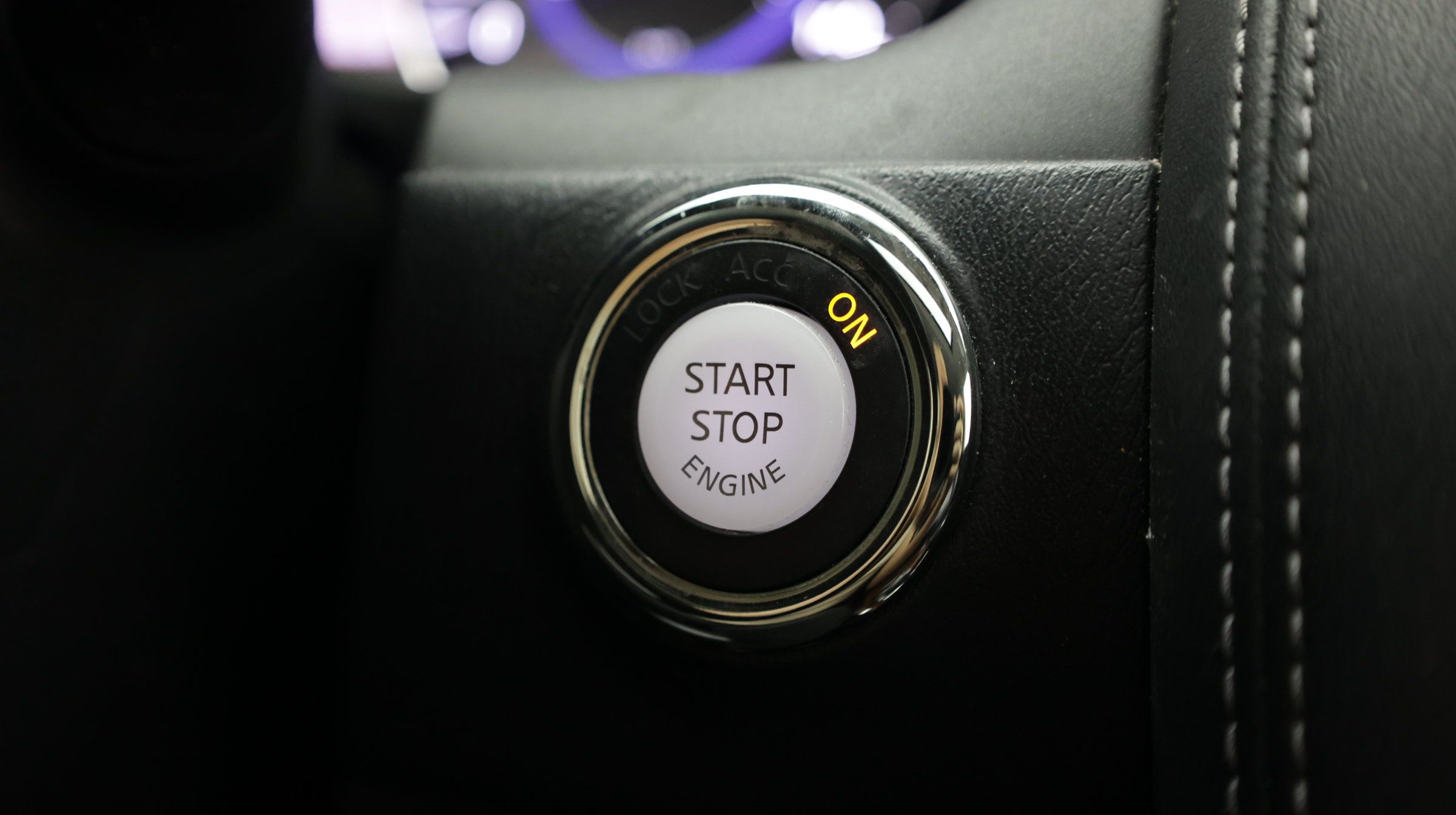 Used 2018 INFINITI QX80 4WD w/ Driver Assistance Package image 32