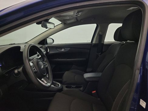 Used 2019 Kia Forte LXS FWD image 17