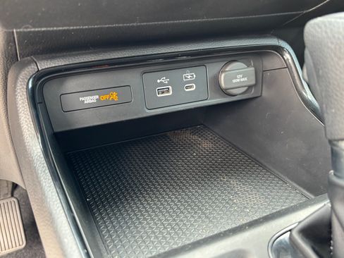 Used 2023 Honda CR-V EX image 15