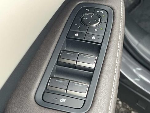 Used 2024 Lexus RX 350 Premium Plus w/ Convenience Package AWD/4WD image 30