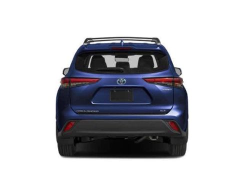 Certified 2026 Toyota Highlander XLE AWD/4WD image 8