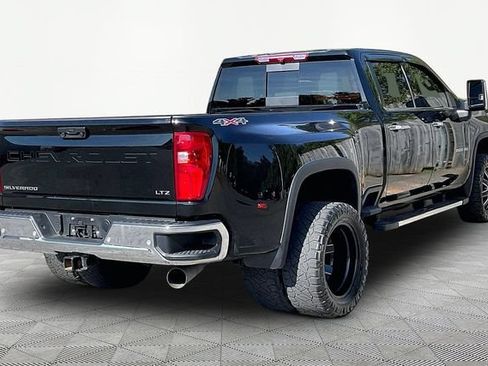 Used 2025 Chevrolet Silverado 3500 LTZ w/ LTZ Plus Package AWD/4WD image 5