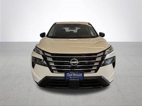 Certified 2025 Nissan Rogue S AWD/4WD image 3