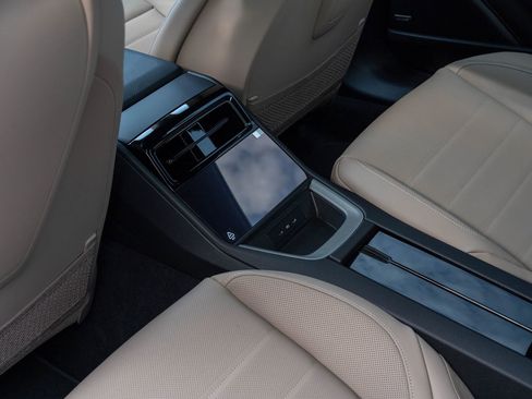 New 2026 Porsche Panamera 4 image 34