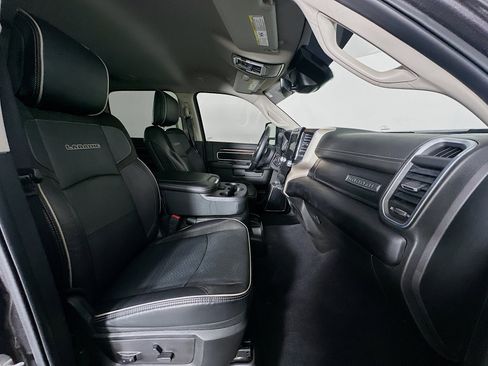 Used 2024 RAM 2500 Laramie w/ Safety Group image 32