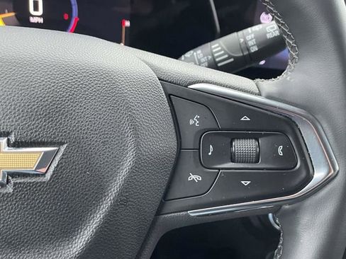 Certified 2025 Chevrolet Trax LT w/ LT Convenience Package image 31