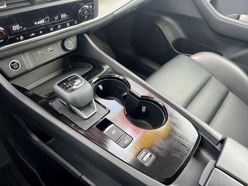 Certified 2023 Nissan Rogue SV w/ SV Premium B Package image 27