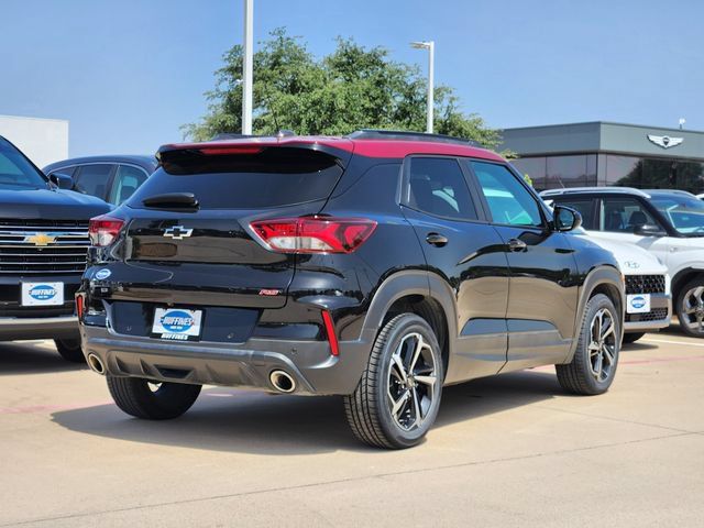 Certified 2021 Chevrolet TrailBlazer RS w/ Technology Package FWD image 3