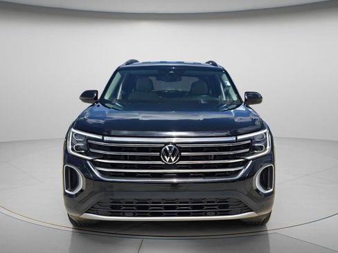 Certified 2024 Volkswagen Atlas SE FWD image 5