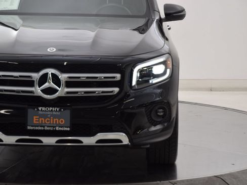 Used 2023 Mercedes-Benz GLB 250 image 10