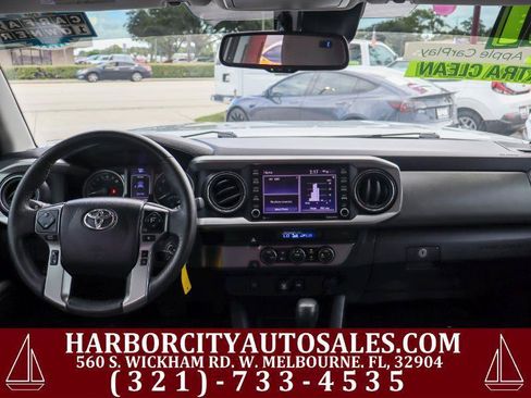 Used 2021 Toyota Tacoma SR5 RWD image 12