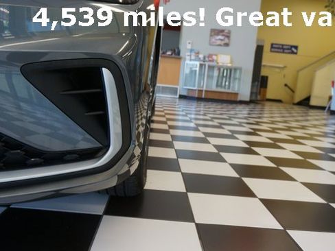 Certified 2025 Volkswagen Jetta SE image 72