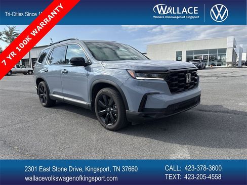 Used 2025 Honda Pilot Black Edition image 1