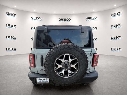 Used 2023 Ford Bronco Badlands AWD/4WD image 5