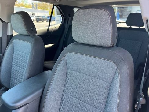 Used 2022 Chevrolet Equinox LT AWD/4WD image 13