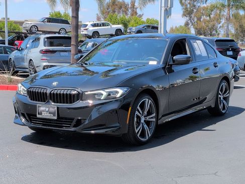 Certified 2023 BMW 330i Sedan w/ Premium Package RWD image 5