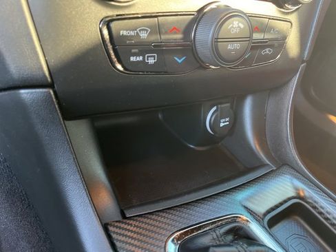 Used 2022 Dodge Charger SRT Hellcat w/ Harman/Kardon Audio Group image 27