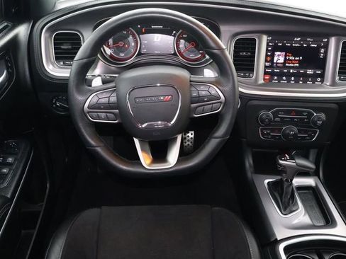 Used 2022 Dodge Charger Scat Pack RWD image 9
