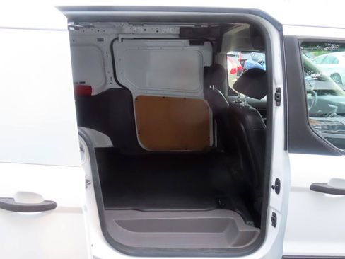Used 2019 Ford Transit Connect XL FWD image 23