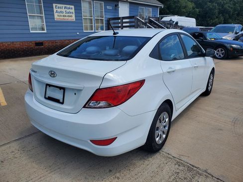 Used 2016 Hyundai Accent SE FWD image 8